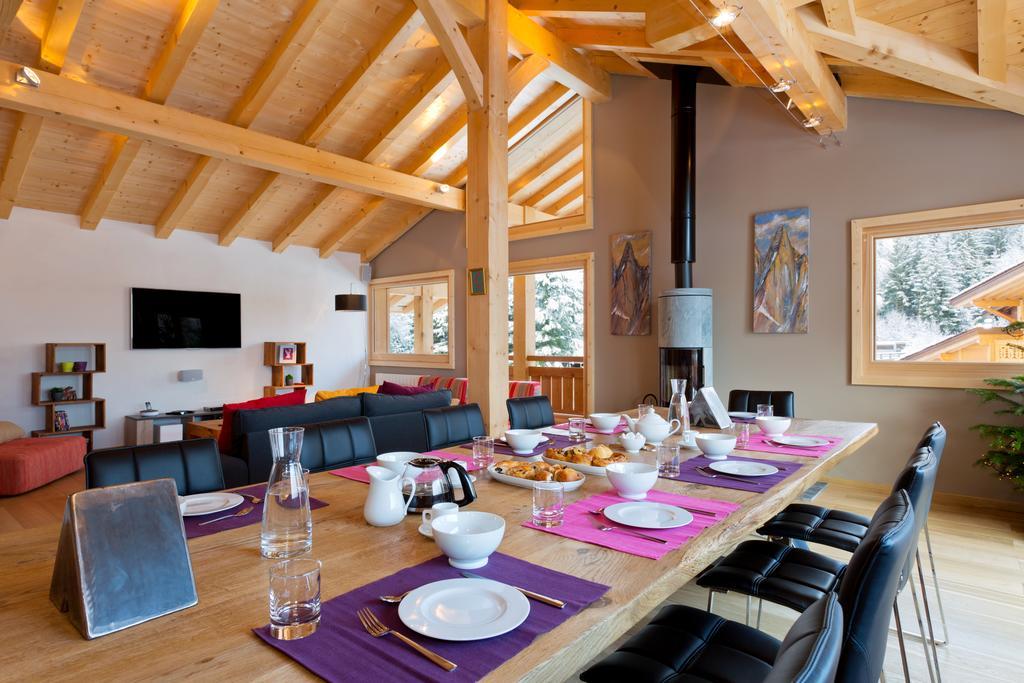 Chalet Isabelle Mountain Lodge 5 Star 5 Bedroom En Suite Sauna Jacuzzi Σαμονί Δωμάτιο φωτογραφία